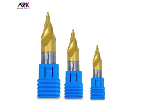 間違った切削液を使用することは、フライスカッターにお金を捨てるようなものですか?